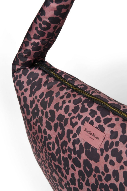 STUDIO NOOS - Puffy Cross Body Bag | Red Leopard 4