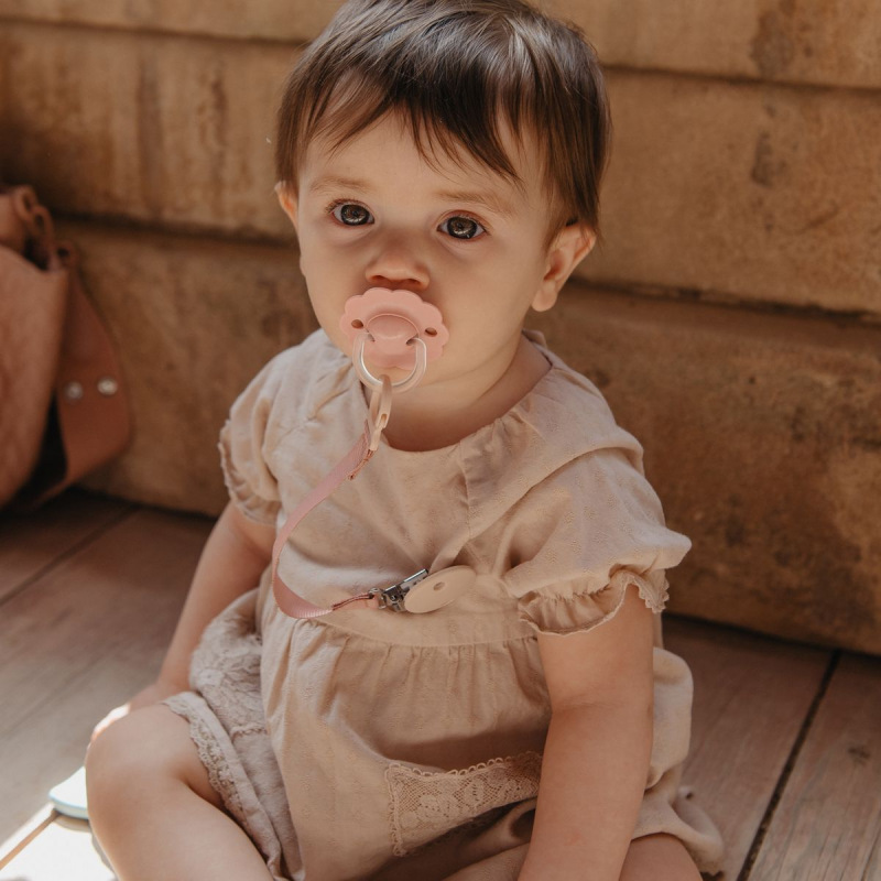 SUAVINEX | Cumlík SX PRO fyziologický WONDERLAND NEW 6/18m - ružový 1