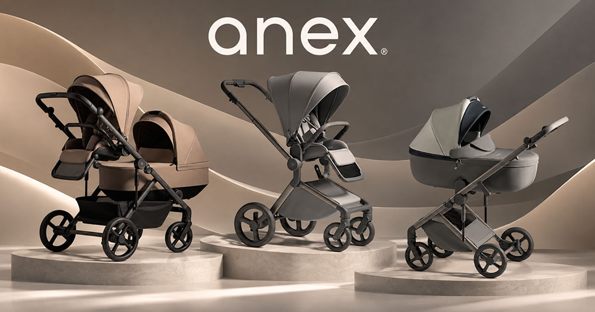 Kočíky ANEX v modernom dizajne – kombinované a športové kočíky v béžovej, sivej a zelenej farbe na prezentačnom bannere KinderCentrum Žilina.