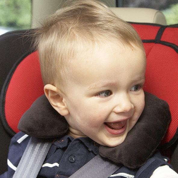 Detský nákrčník na cestovanie