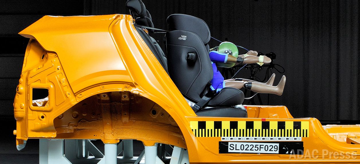 ADAC Test detských autosedačiek Jar / 2025