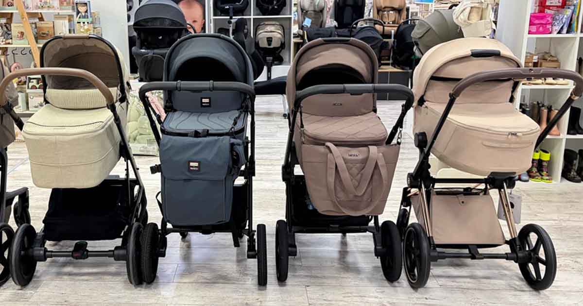 Kočíky vystavené v predajni KinderCentrum Žilina