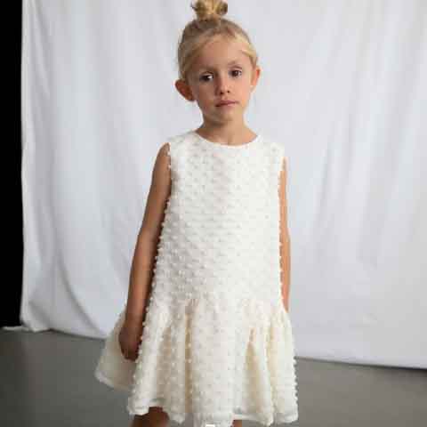 Dievčenské oblečenie Mayoral pre deti 2–6 rokov – elegantné biele šaty pre malé dievčatá
